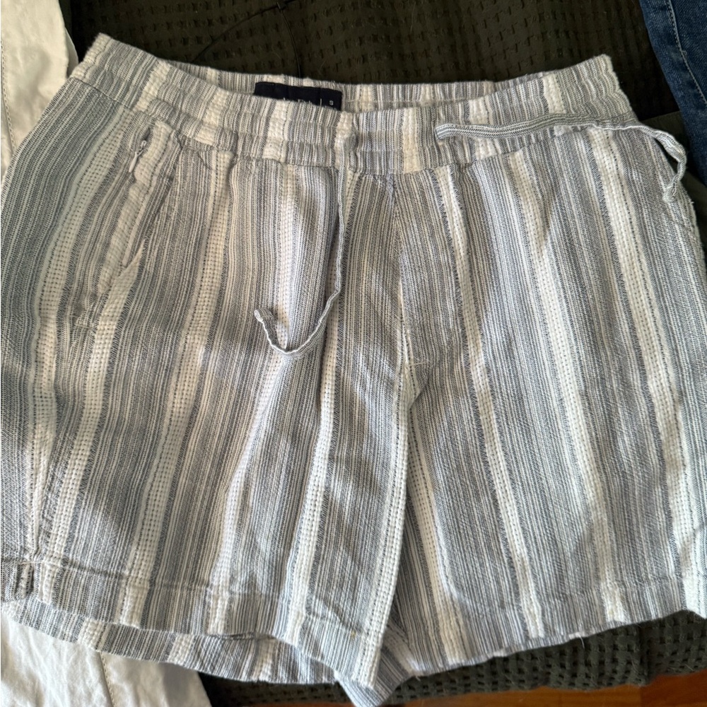 Hollister Gray Striped Men's Shorts